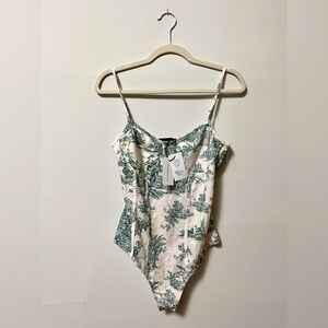 NWT Cider Women’s Large Beige and Green Bodysuit